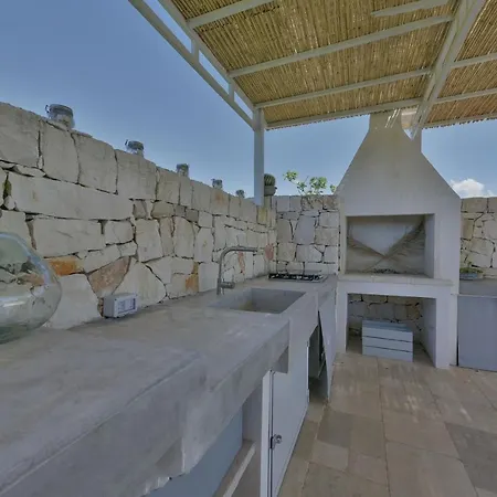 Vila Nausicaa Con Piscina